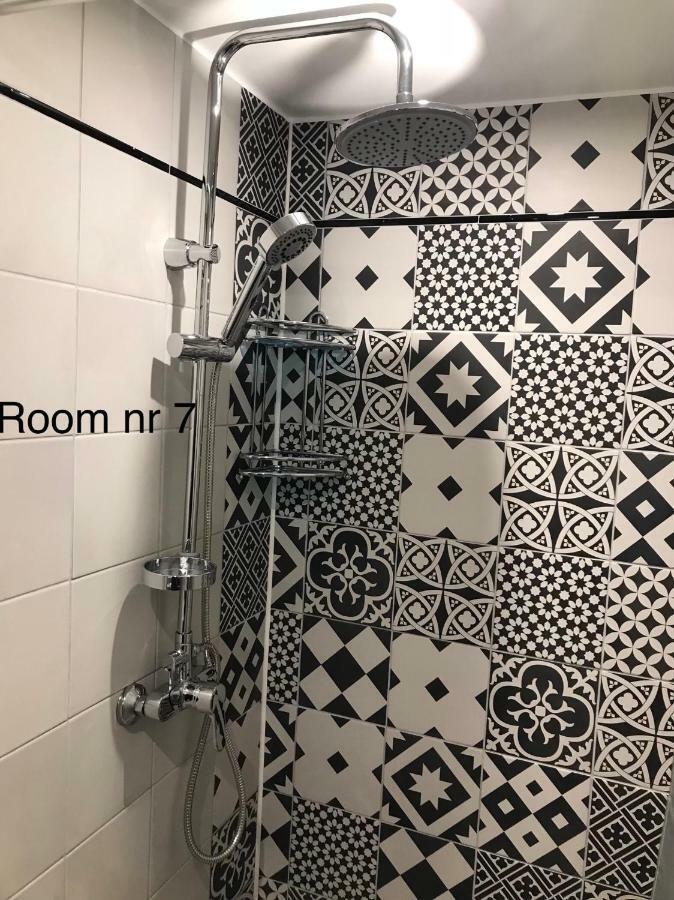 Liivalaia 40 Cozy Kitchen Studio Tallinn Ngoại thất bức ảnh
