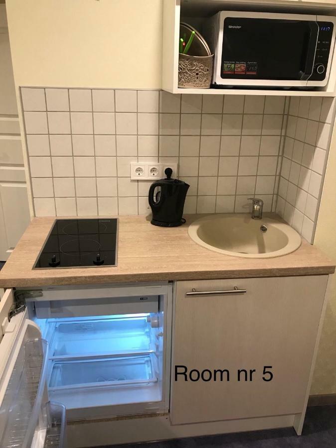 Liivalaia 40 Cozy Kitchen Studio Tallinn Ngoại thất bức ảnh